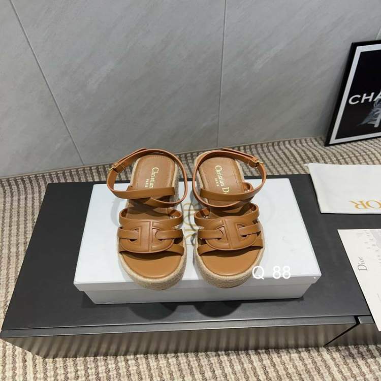Picture of Dior Shoes _SKUDiorsz35-40103709.5CMJ0701